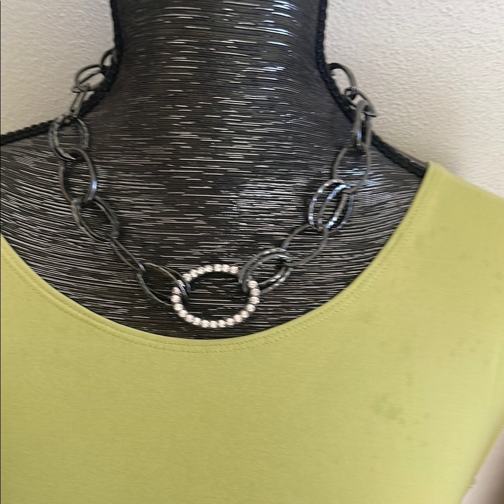 Elegant Silver and Black Chain Necklace